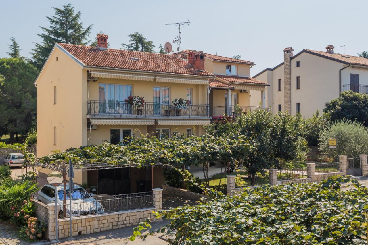 Apartments Maria Poreč Eksteriør billede