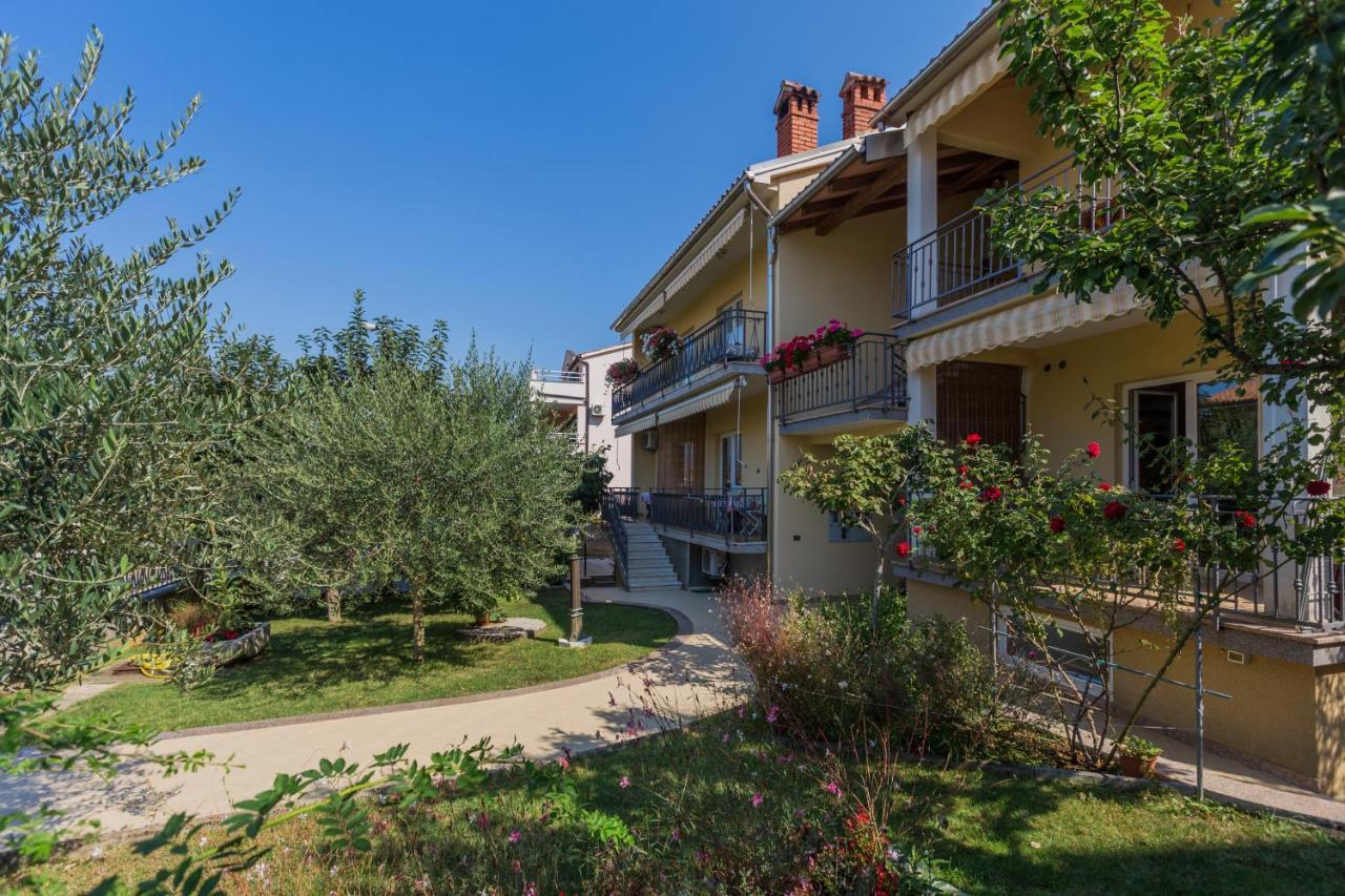 Apartments Maria Poreč Eksteriør billede