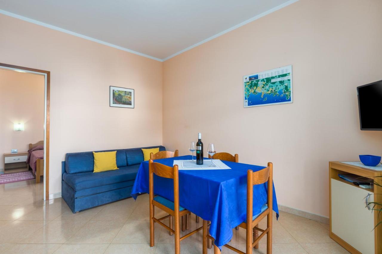 Apartments Maria Poreč Eksteriør billede